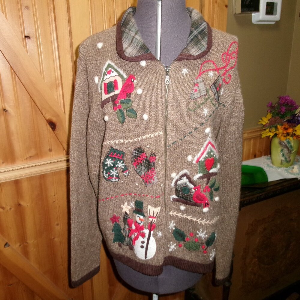 earthy festive Christmas Cardigan Victoria Jones brown plaid collar lg